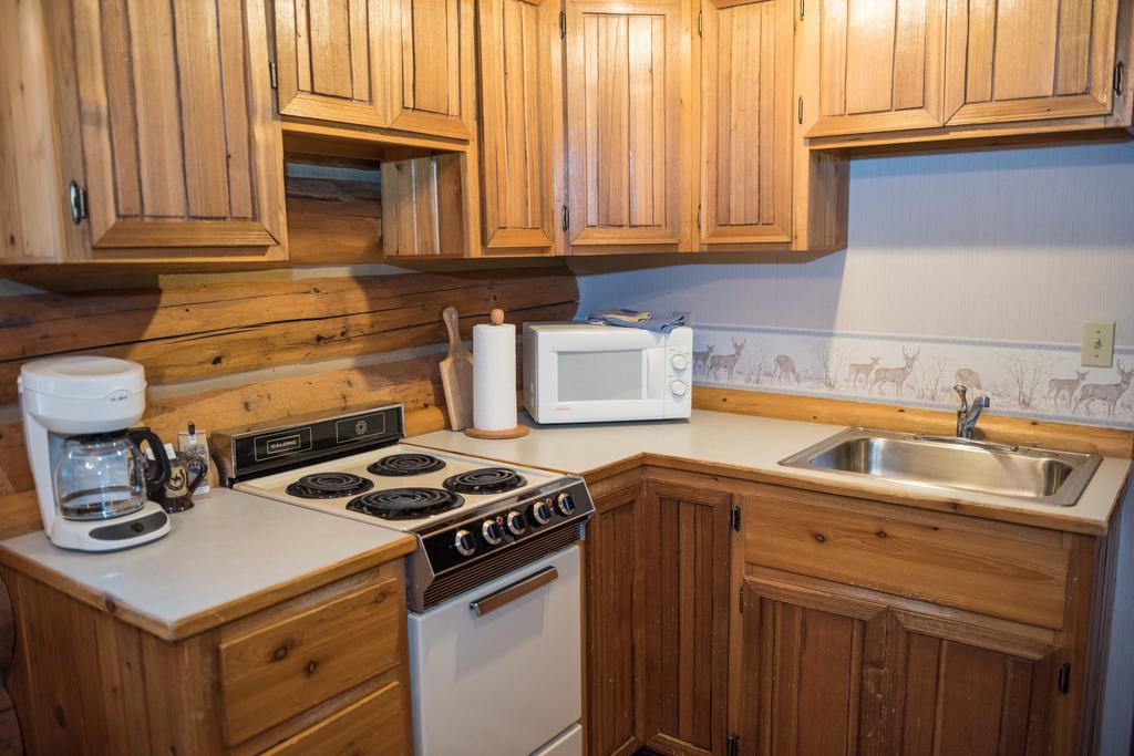 Western Pleasure Guest Ranch ساندبوينت المظهر الخارجي الصورة