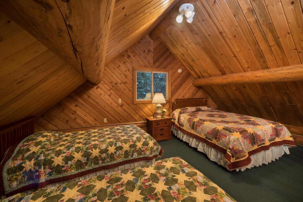 Western Pleasure Guest Ranch ساندبوينت المظهر الخارجي الصورة