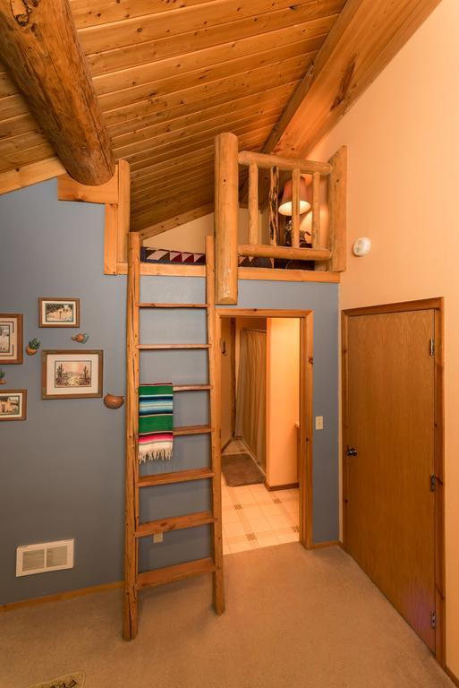 Western Pleasure Guest Ranch ساندبوينت المظهر الخارجي الصورة